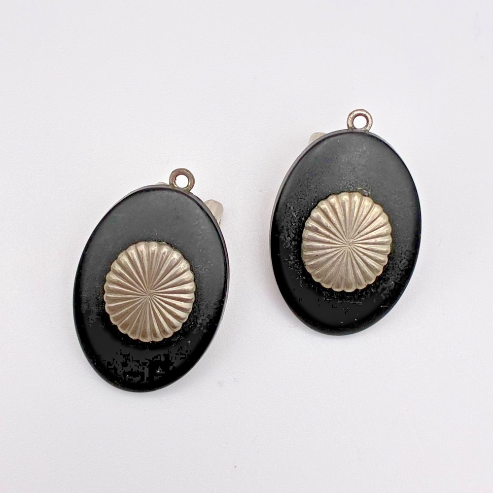 Vintage 90s Black Oval Silver Tone Sunburst Earrings Statement Women's Jewelry